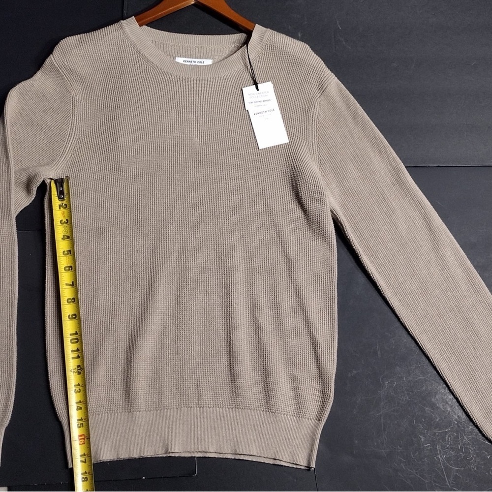 Keneth cole Elegant Tan men Sweater size M brand new w tags - Picture 8 of 10